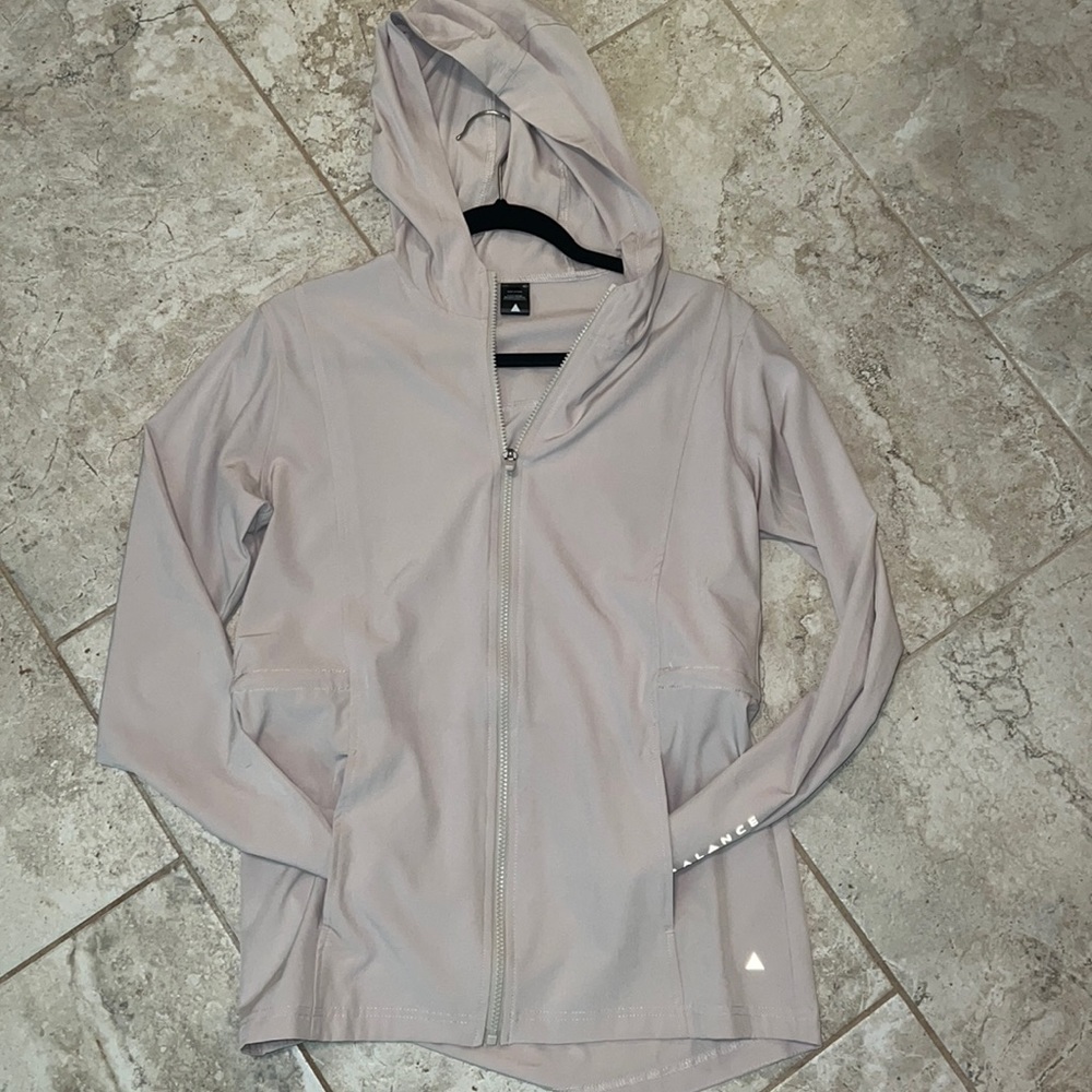*FINAL PRICE Balance Athletica Wind Breaker